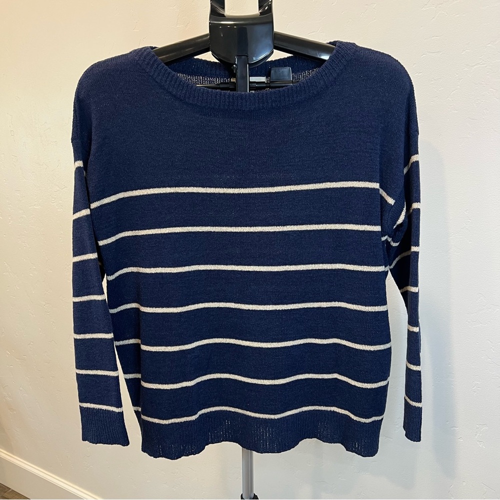 The Korner Women’s Classic Navy Striped Sweater S/M